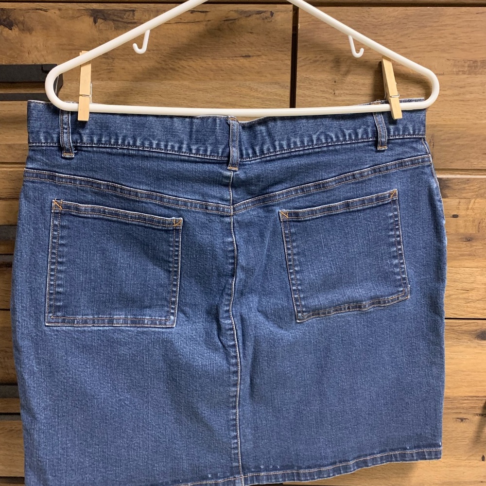 Denim GAP skirt - Picture 2 of 4